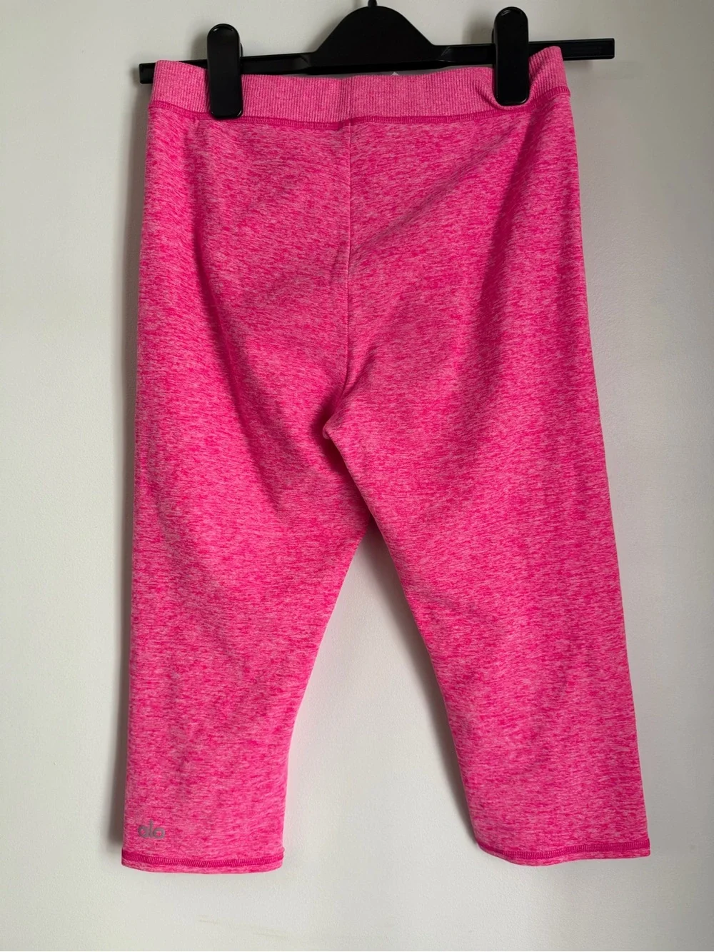 Alo Yoga Womens Small Pink Heathered Cropped Capri Leggings Athletic Workout S - Picture 2 of 7